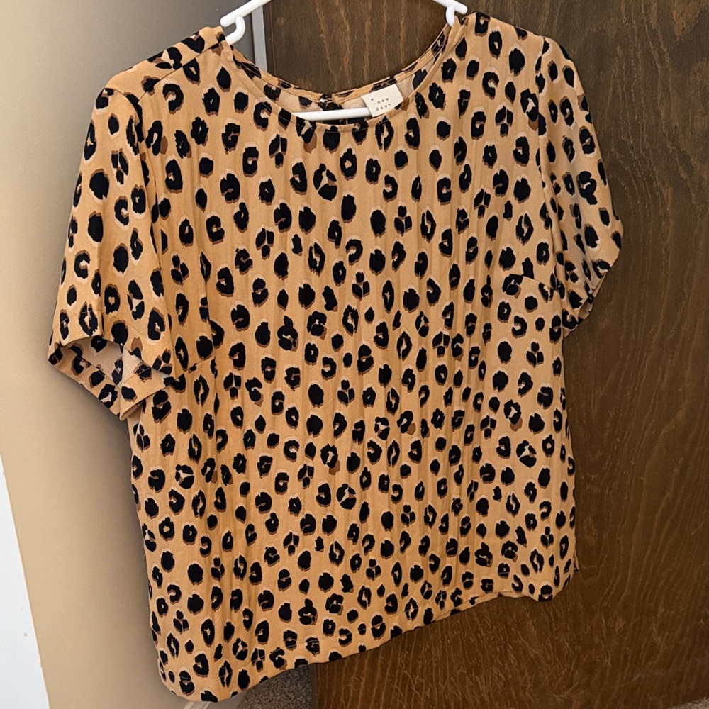 a new day Tan and Black Leopard Print Short Sleeve Blouse